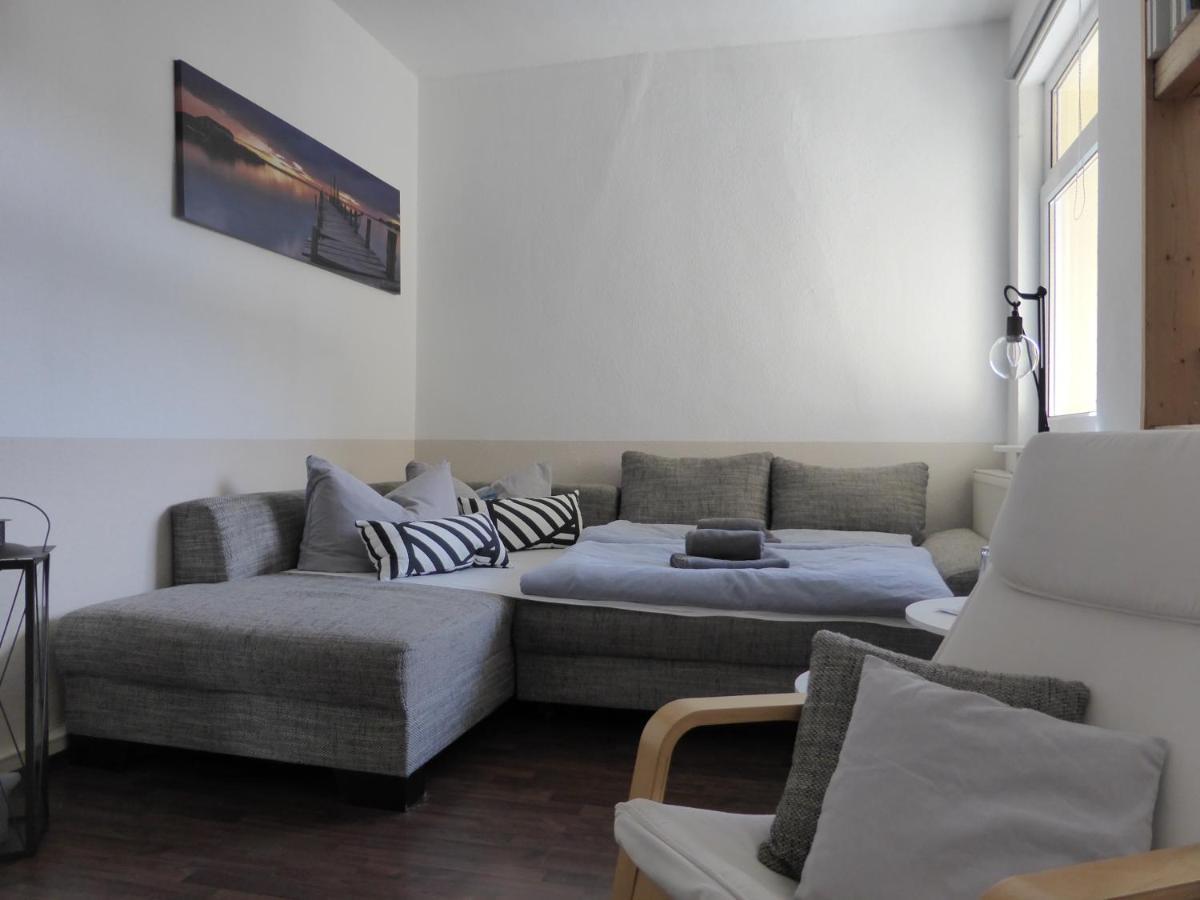 Ferienwohnung Friedrich Schiller, 2 Schlafzimmer, Balkon,Kostenloses Wifi, Naehe Zentrum, Jena Exteriör bild