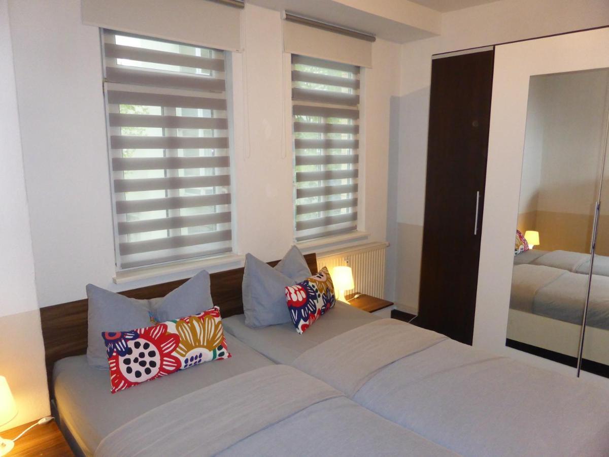 Ferienwohnung Friedrich Schiller, 2 Schlafzimmer, Balkon,Kostenloses Wifi, Naehe Zentrum, Jena Exteriör bild