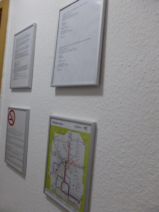 Ferienwohnung Friedrich Schiller, 2 Schlafzimmer, Balkon,Kostenloses Wifi, Naehe Zentrum, Jena Exteriör bild