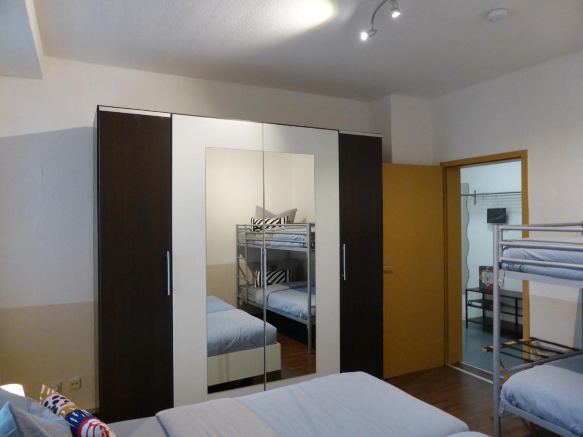Ferienwohnung Friedrich Schiller, 2 Schlafzimmer, Balkon,Kostenloses Wifi, Naehe Zentrum, Jena Exteriör bild