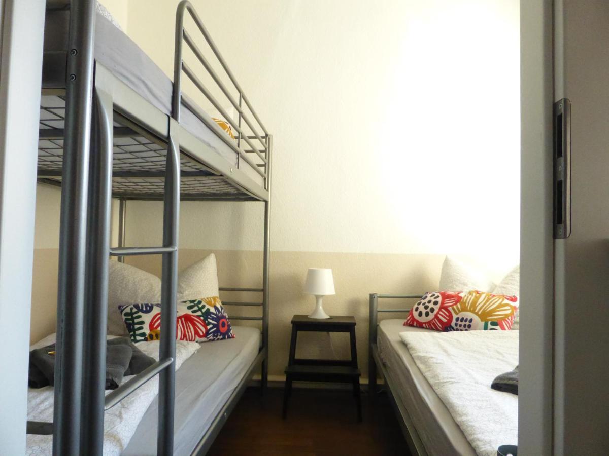 Ferienwohnung Friedrich Schiller, 2 Schlafzimmer, Balkon,Kostenloses Wifi, Naehe Zentrum, Jena Exteriör bild