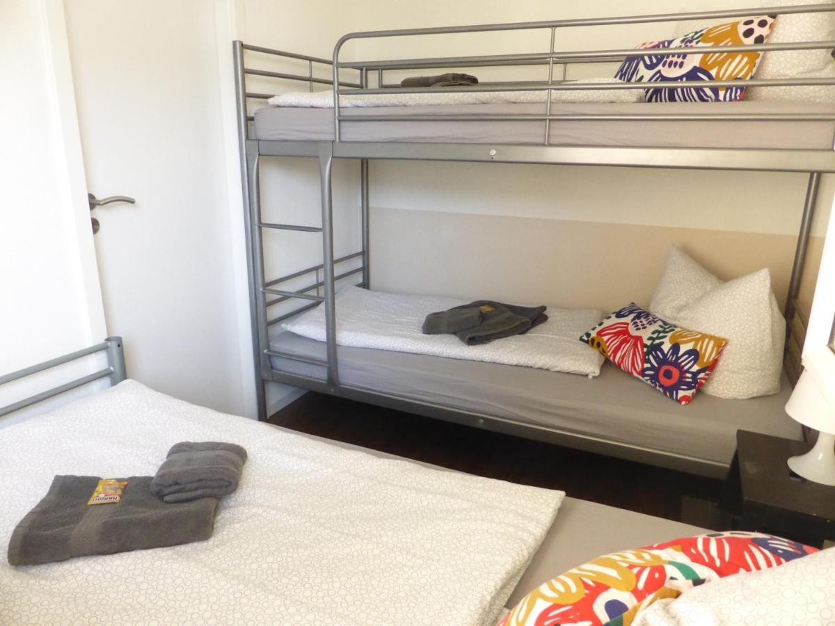 Ferienwohnung Friedrich Schiller, 2 Schlafzimmer, Balkon,Kostenloses Wifi, Naehe Zentrum, Jena Exteriör bild